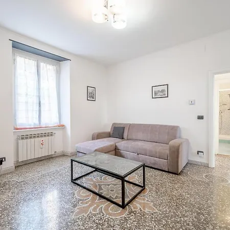 Borgoratti Cozy Flat With Balcony Apartment *