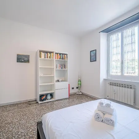 Borgoratti Cozy Flat With Balcony Apartment Genoa