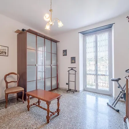Apartment Borgoratti Cozy Flat With Balcony
